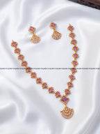 Ruby red premium stone necklace set with square stones, fan pendant and matching earrings, antique gold, RARUS Jewels